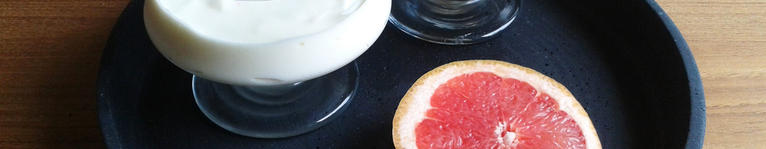 Rød grapefrugtfromage
