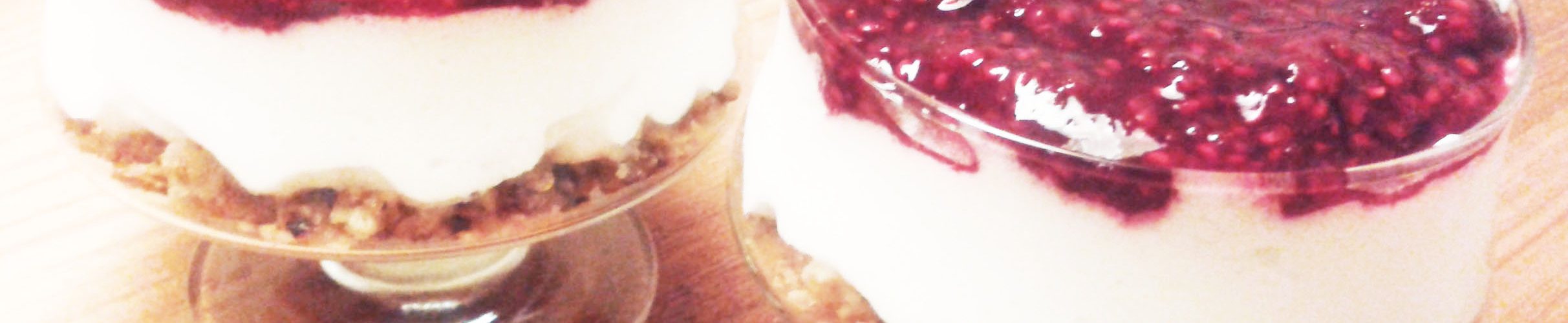 Let og blød hindbærcheesecake