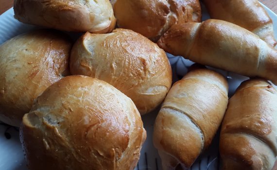 Pølsehorn og Boller